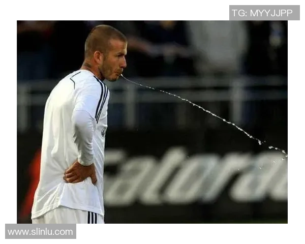 足球明星肥胖变化对比图集展现运动员的身材转变与健康挑战