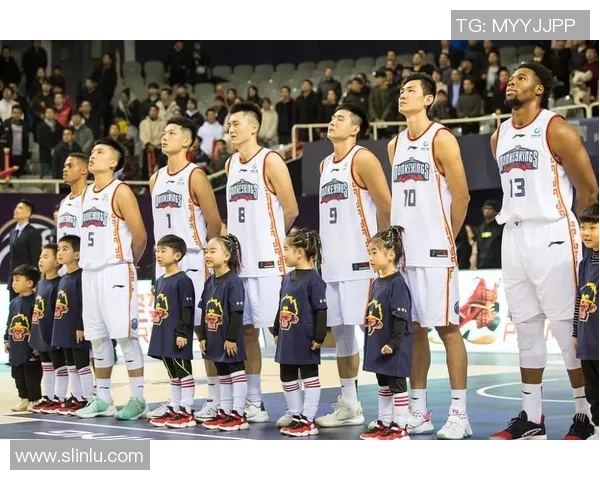 南京篮球队盯防革新策略解析助力球队崛起与胜利之路